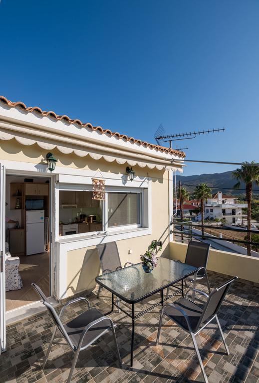 Апартаменты Maria'S House Кателиос Экстерьер фото